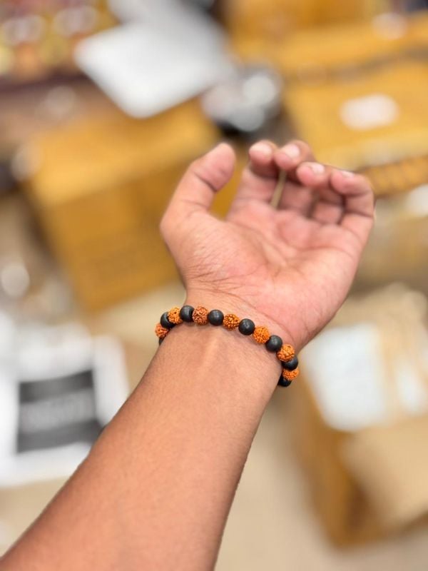Karungali and rudraksha mixed bracelet
