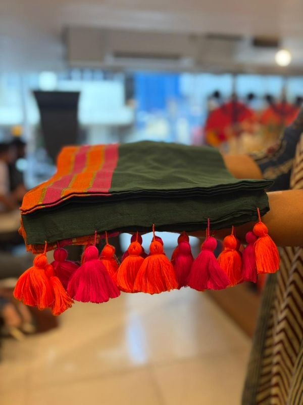 Green and Multiborder Soft Mulcotton saree(6 Meters)