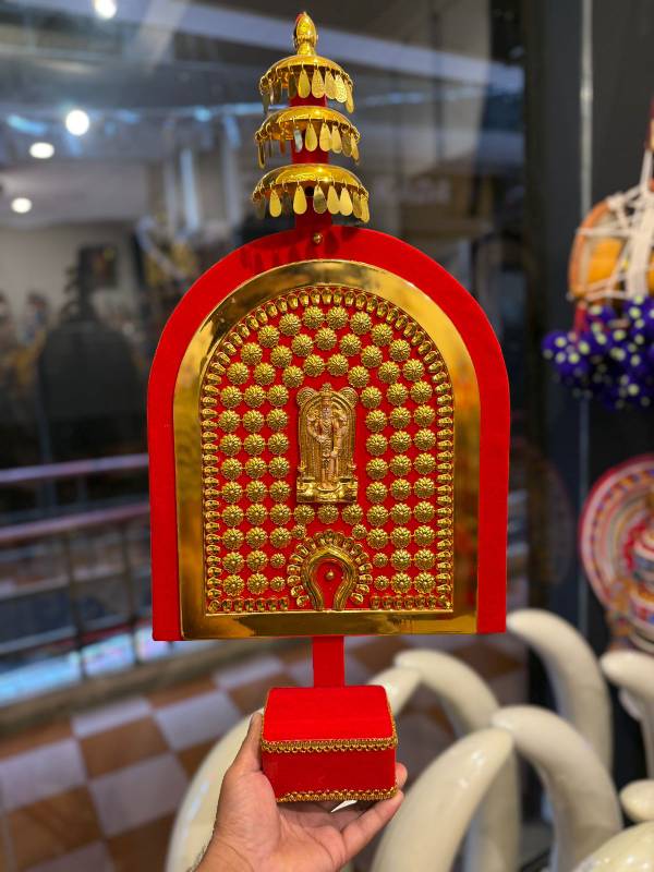 Large kolam