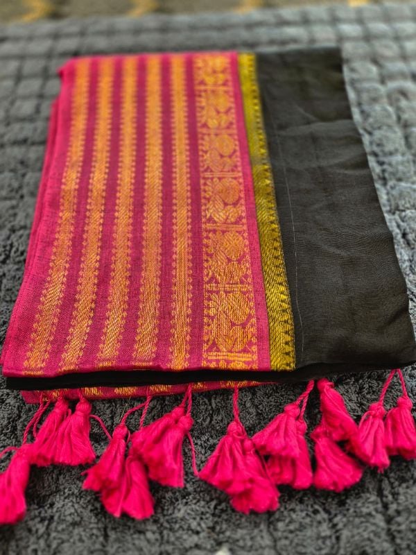 Red Kanchi Border Mulcotton Saree