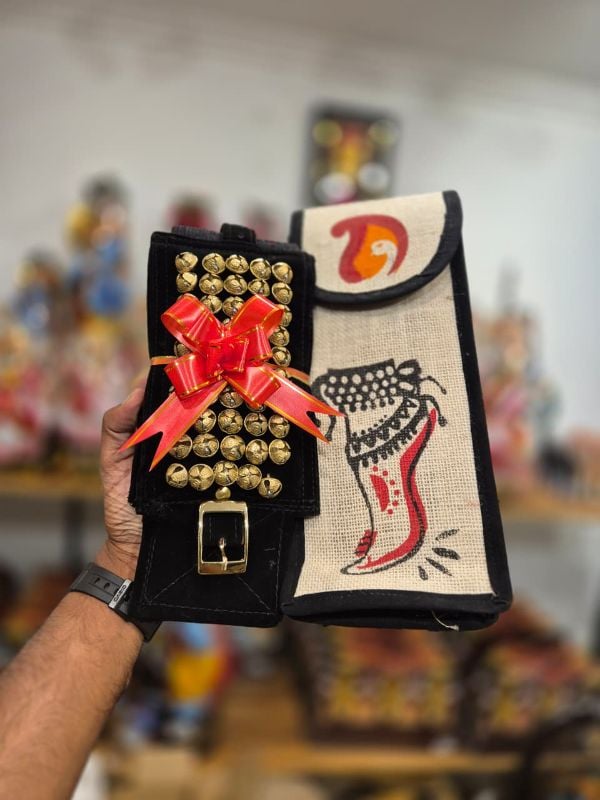 Black antique five layer chilanka combo with bag