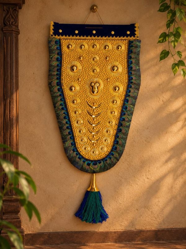 3 Feet Peacock Feather Netipattam Normal