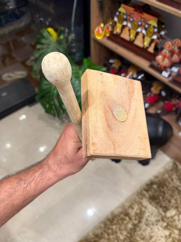 Idaakka kayyatha