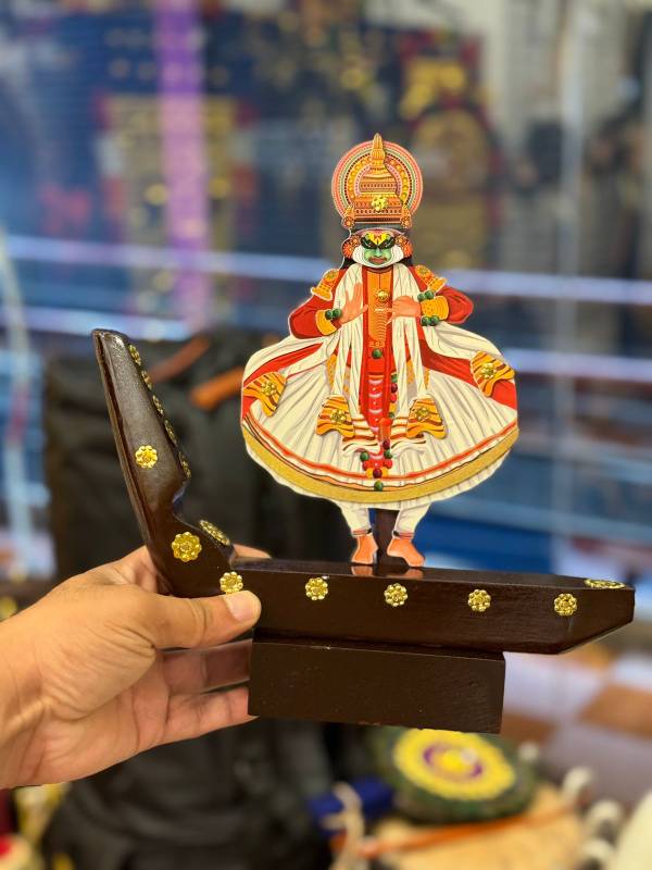 1 feet full body kathakali standing on the boat
