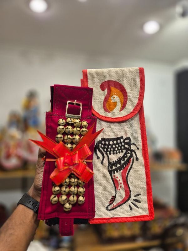 Red antique four layer chilanka with bag