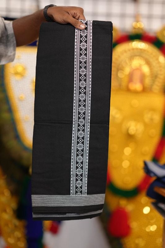 Black Premium Mundu model 5