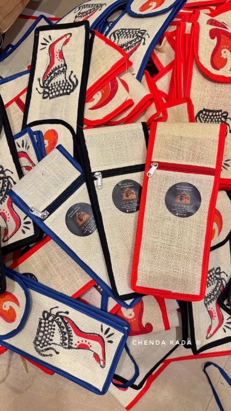 Red Chilanka bag premium with phone pouch