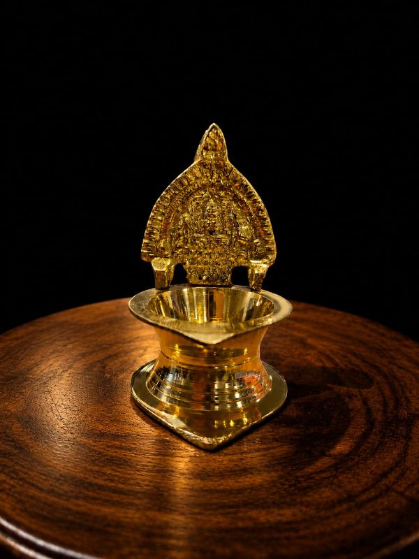 Lakshmi Vilakku