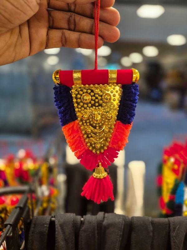 Car hanging netipattam small