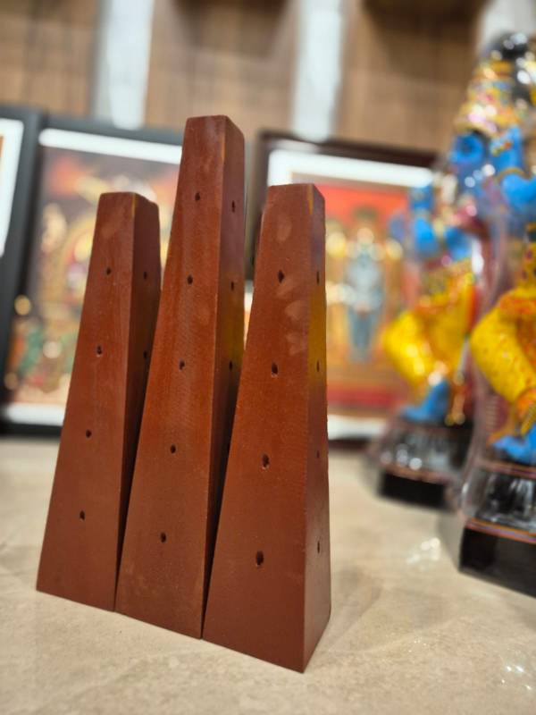 Wooden Thrikakarappan
