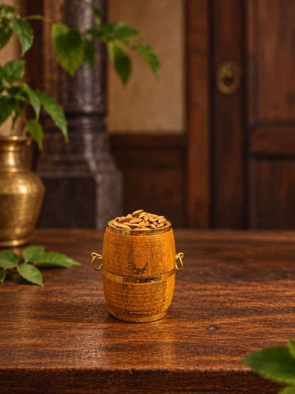 Traditional Nelpara miniature