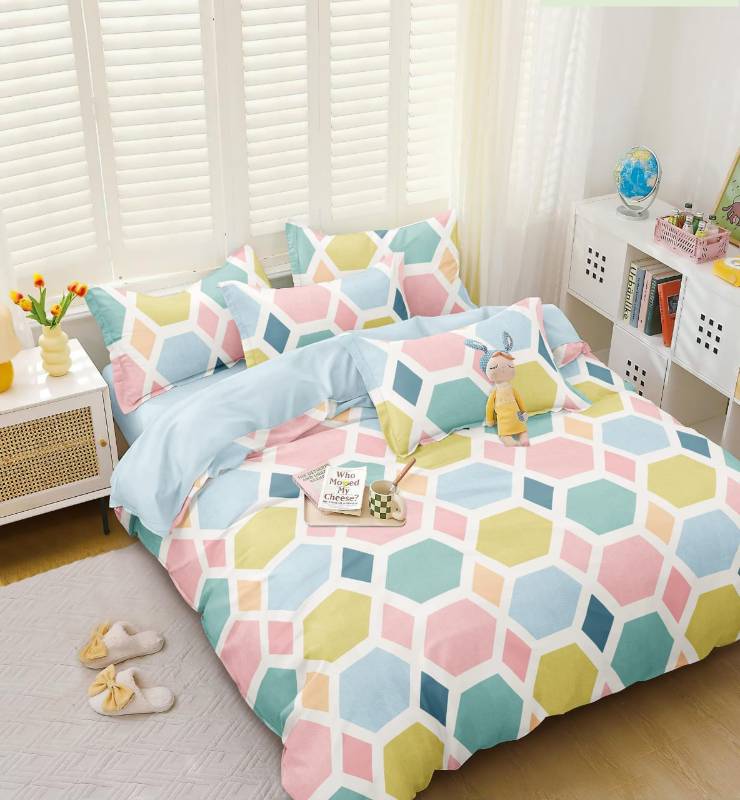 Multi-Colored Hexagonal Pattern