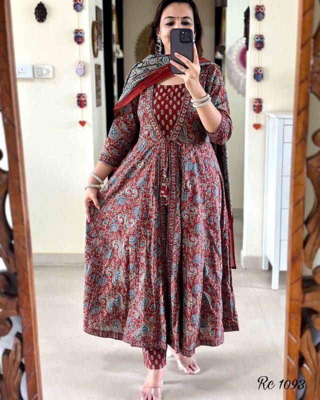 New Arrival: Cotton 60x60 Shrug-Style Kurti Set with Block Print Dupatta