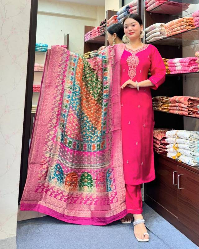 Rani Pink Dioamond Silk Kurti Pent With Jacquard Dupatta