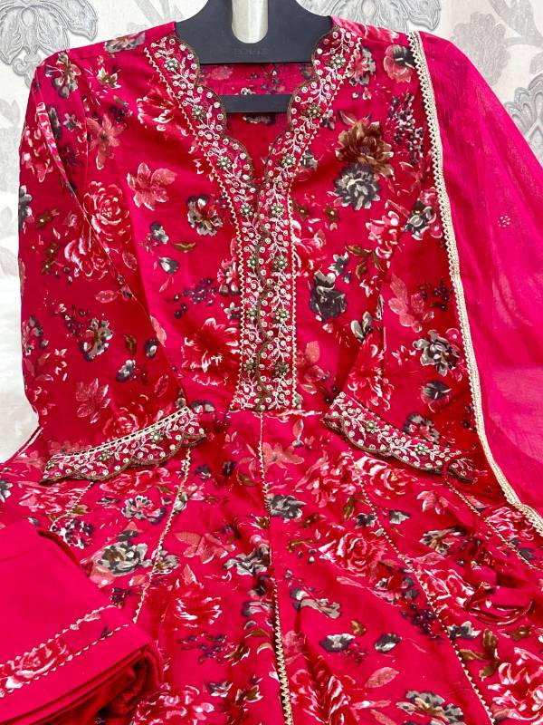 Beautiful ANARKALI KURTA With Heavy Reyon Embroidery Work On Yoke Along with Pant With Chiffon Duppata