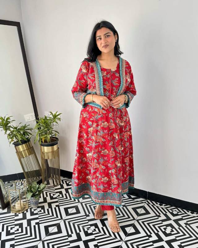 Beautiful cotton fabric Indo Western with embroidery work with shrug tussle