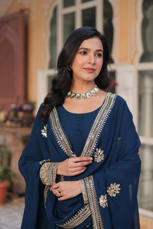 Elegant Faux Blooming Embroidered Gown with Dupatta – KA-1135