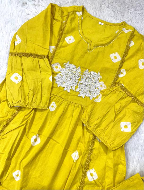 Stylish Bandage Discharge Print Long Slit Cotton Kurta Pant Set