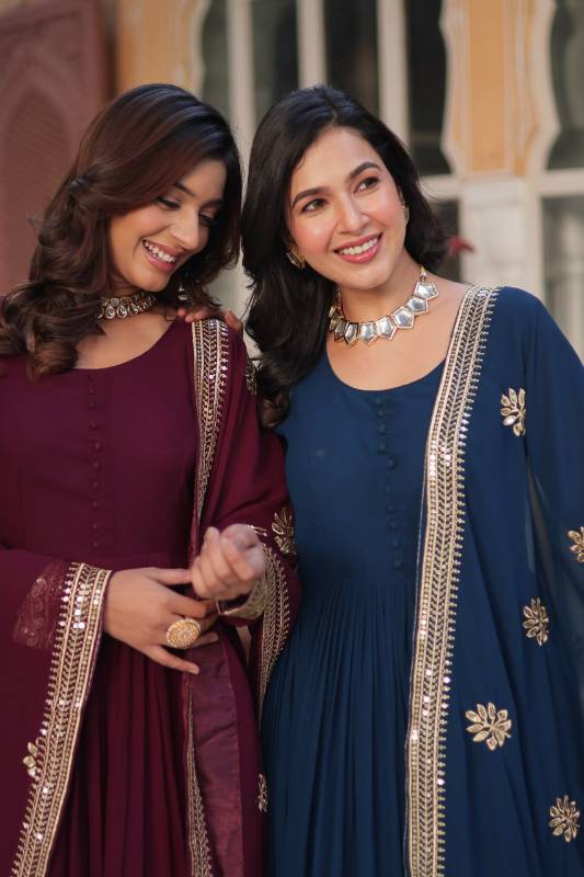Elegant Faux Blooming Embroidered Gown with Dupatta – KA-1135