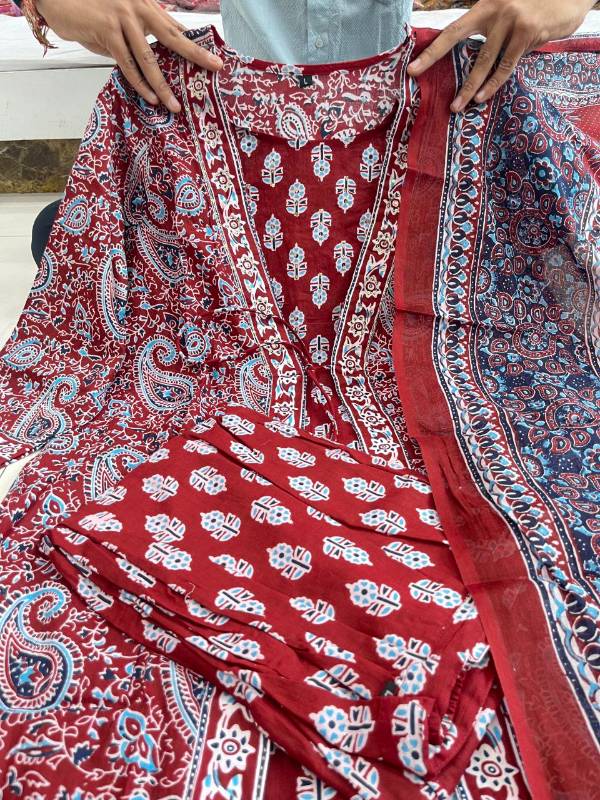 New Arrival: Cotton 60x60 Shrug-Style Kurti Set with Block Print Dupatta