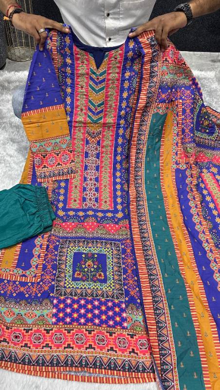 Premium Muslin Pakistani Type Suit Set Top to Bottom Handwork And Printed Dupatta
