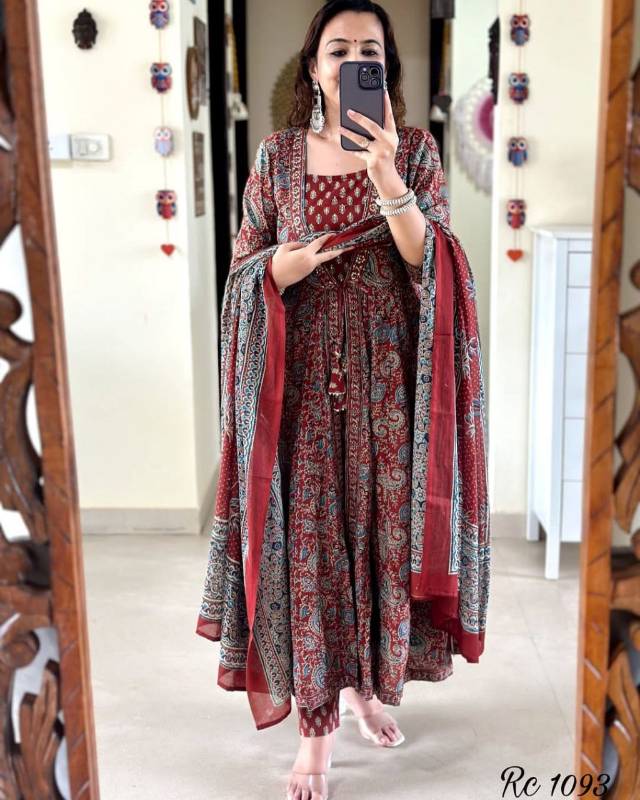 New Arrival: Cotton 60x60 Shrug-Style Kurti Set with Block Print Dupatta