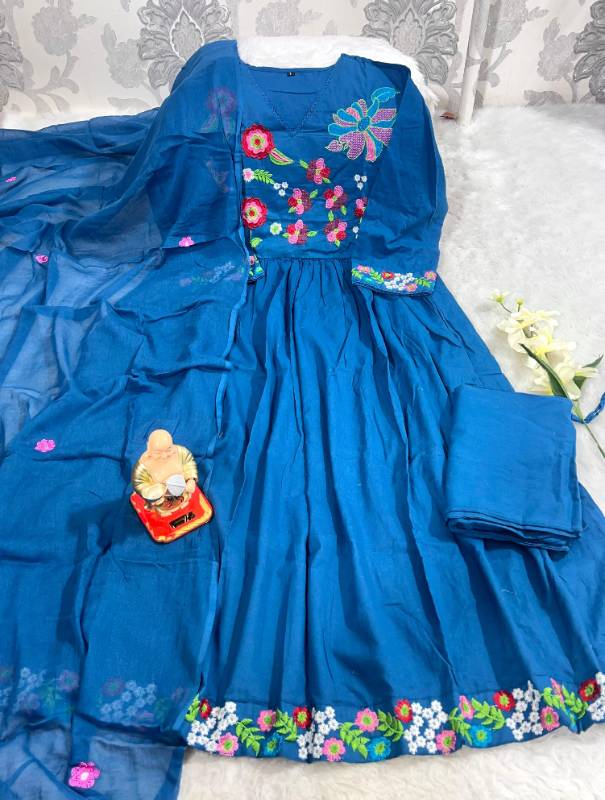 Elegant Heavy Embroidered 3-Piece Cotton Suit with Matching Pants