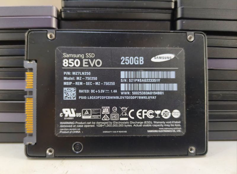 SAMSUNG 850EVO 250GB SSD