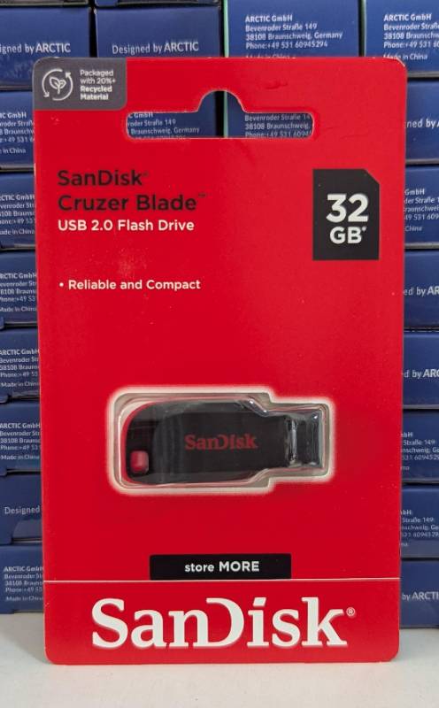 SanDisk Cruzer Blade 32GB USB 2.0 Flash Drive