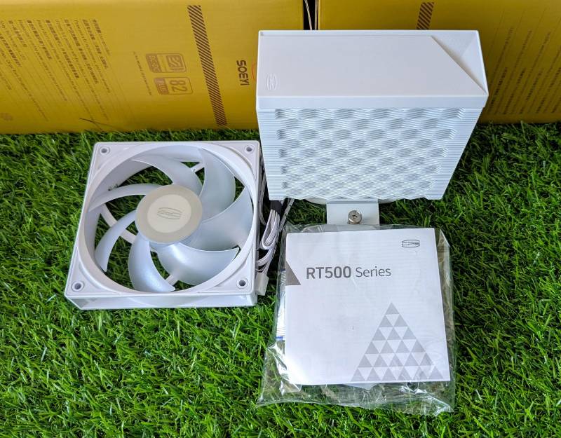 RT500 White CPU Cooler