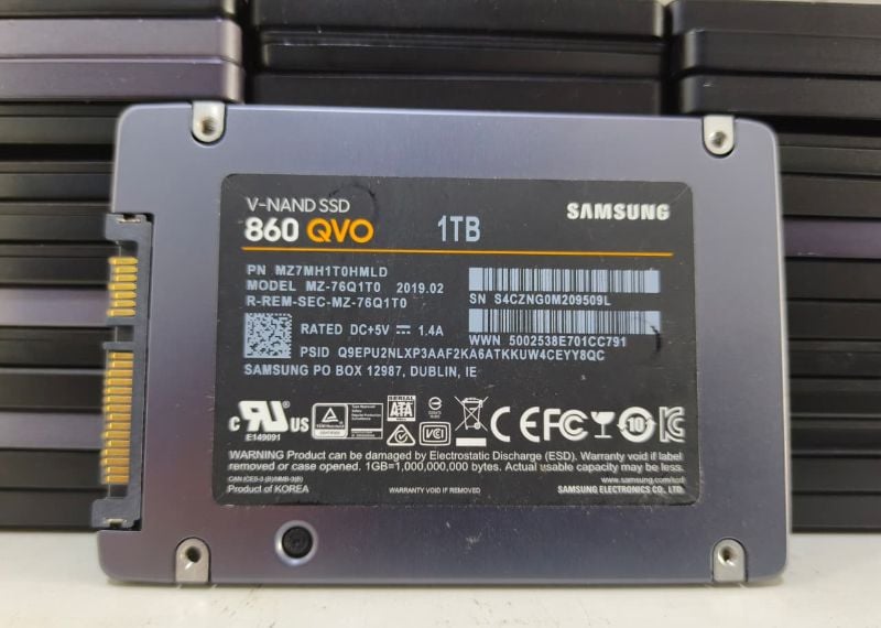 SAMSUNG 860QVO 1TB SSD