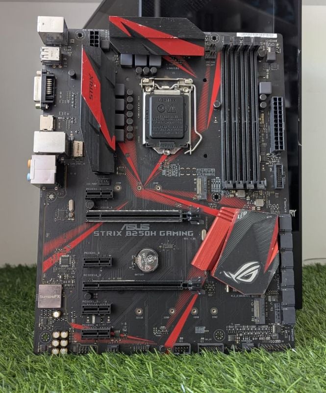 Asus ROG Strix B250 MotherBaord
