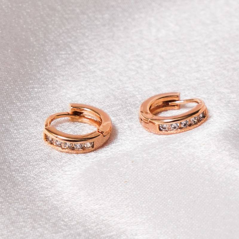 Stone Huggie Rose Gold | HG103