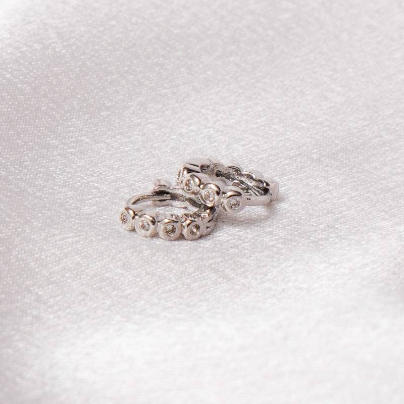 Bubbly Huggie Quartet Stone Silver | HG101