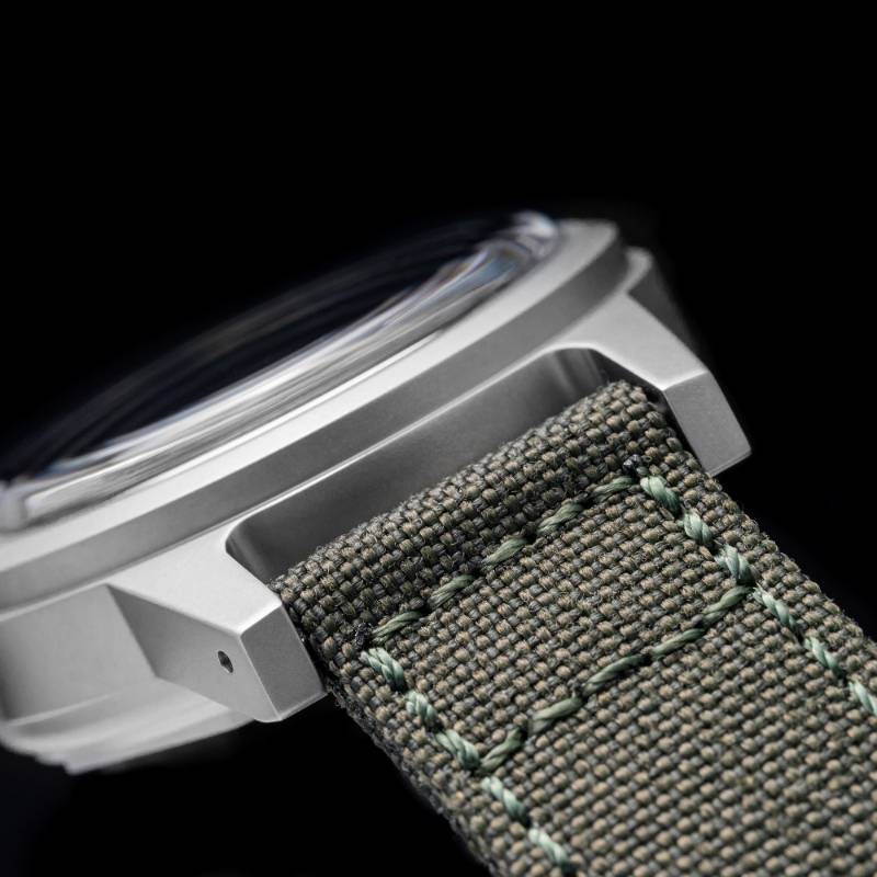 Seiko 5 Classic Series - SCV1002 - Nam – Kính Sapphire Cong – Automatic – Mặt Số 40mm