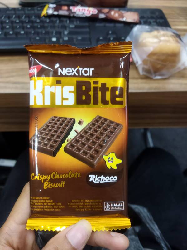 KRIS BITE