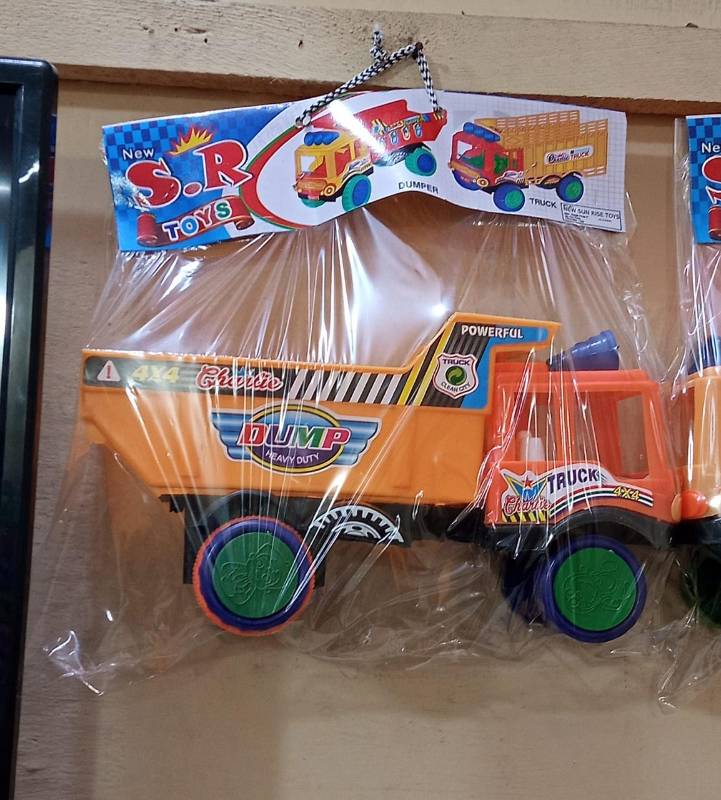Charlie Dumper Truck