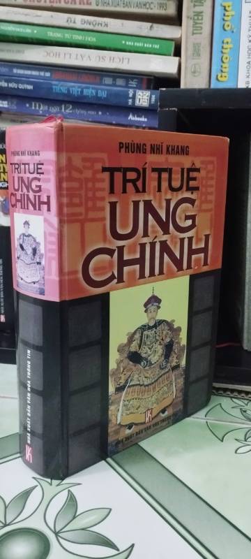 TRÍ TUỆ UNG CHÍNH