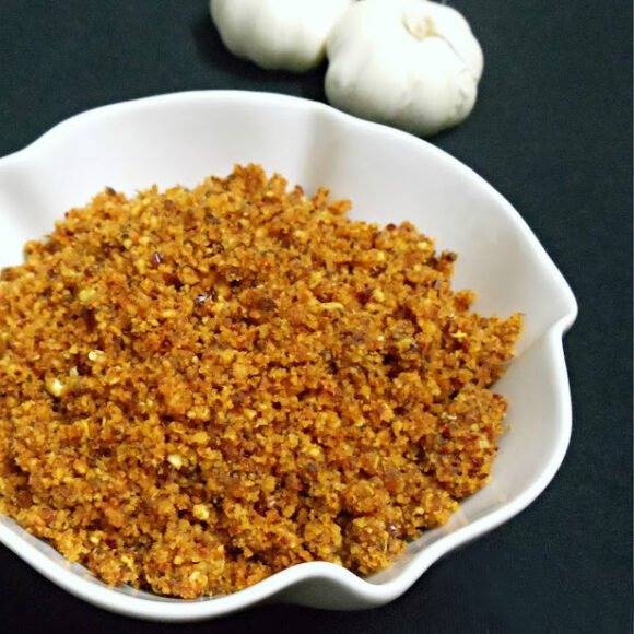 Vellulli Karam
(వెల్లుల్లి కారం)