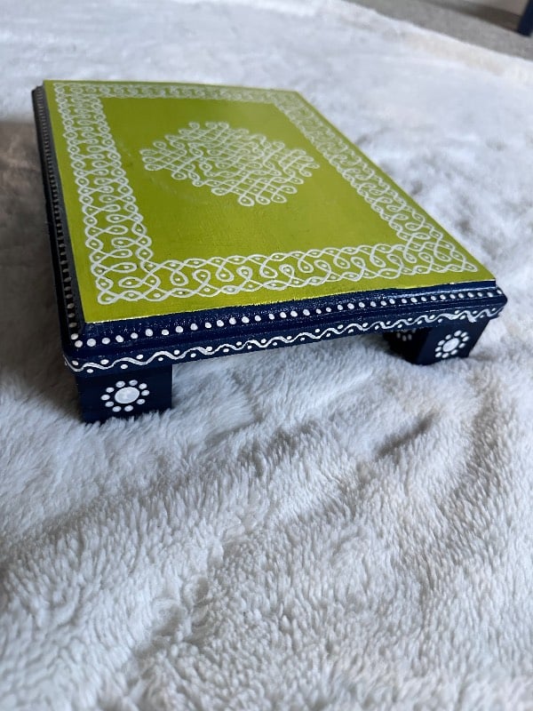 Pooja Chowki/Peeta