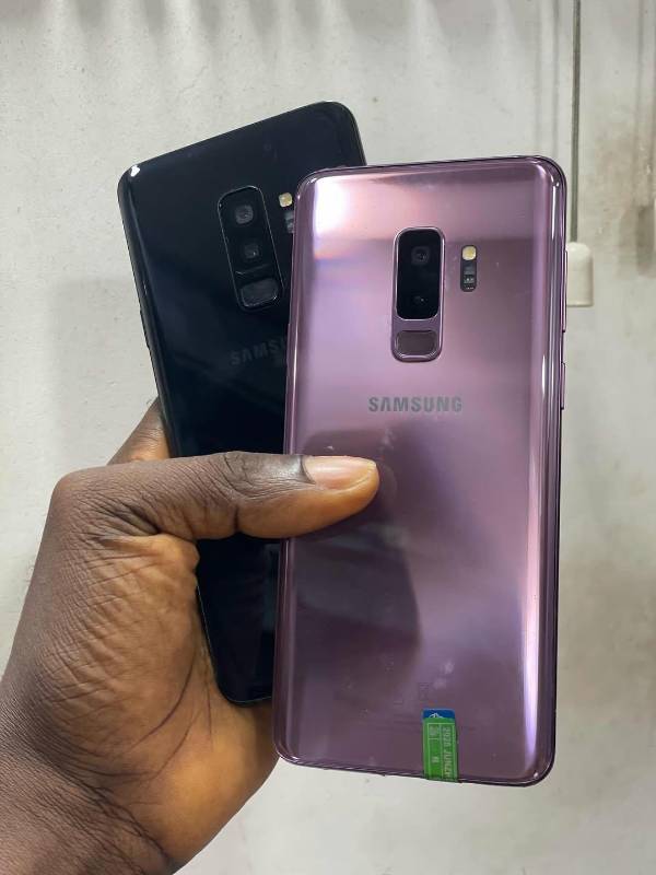SAMUSUNG S9 PLUS