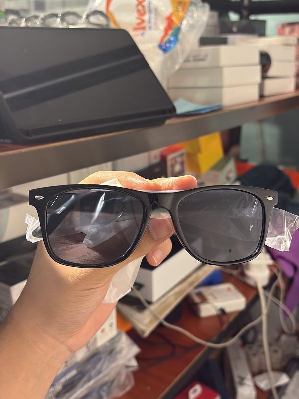 wireless Bluetooth smart audio sunglasses,