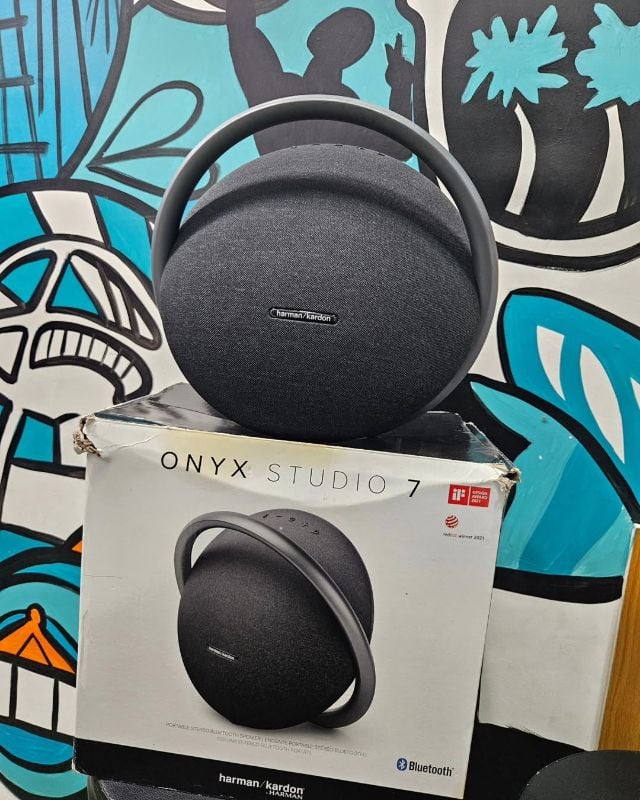 Onyx Studio 7