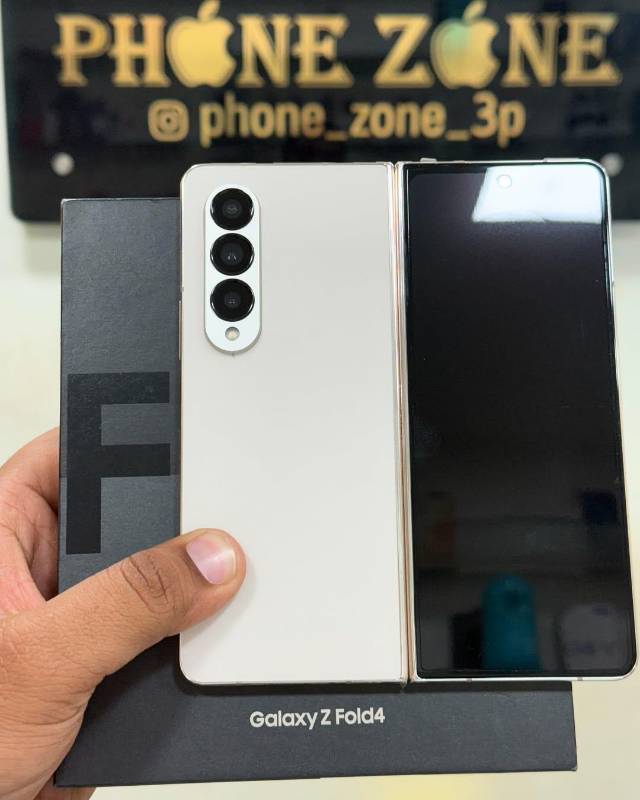 SAMSUNG Z Fold 4