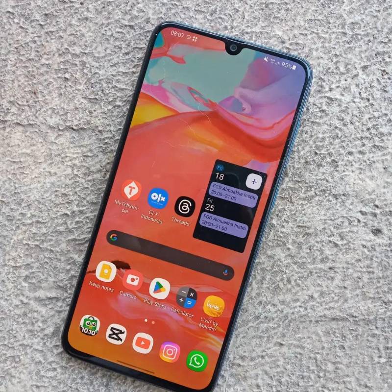 SAMSUNG A70