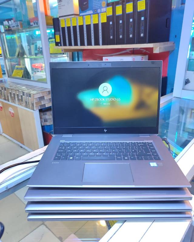 Hp Zbook studio G5