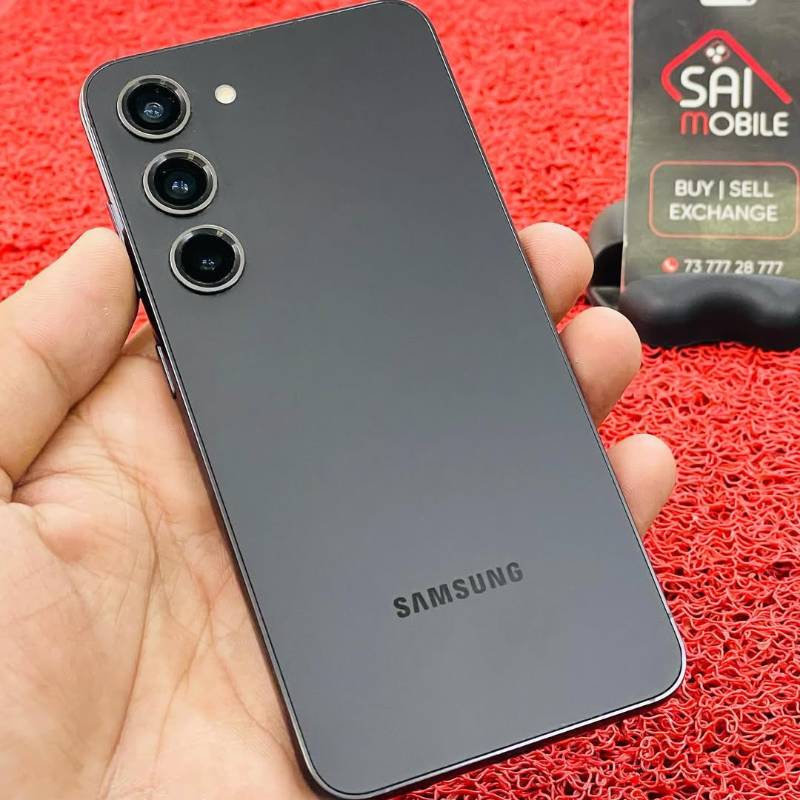 SAMSUNG GALAXY S23