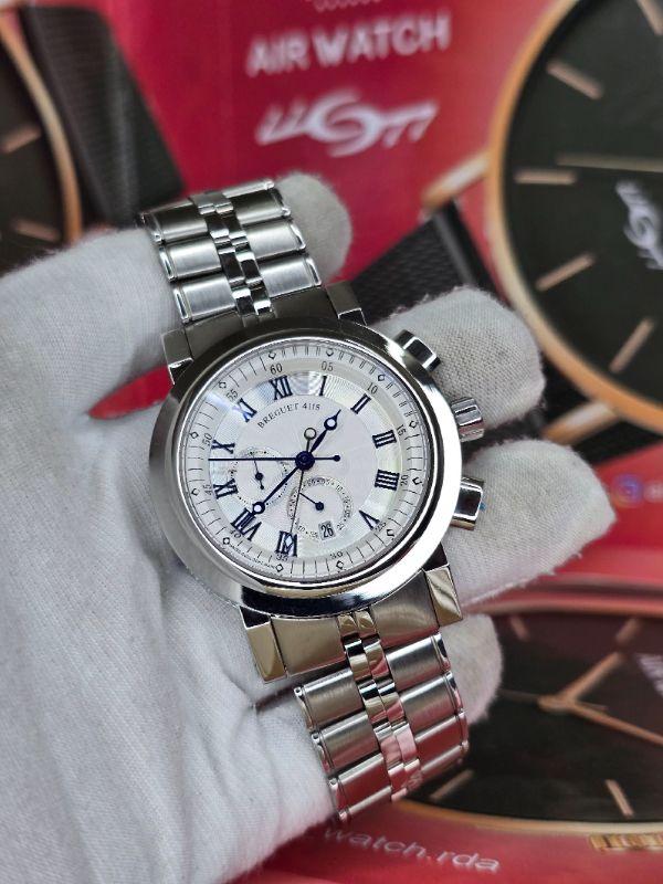 Breguet Marine Chronograph 5827BR/Z2/5ZU watch with aQuartz mashine and silver dial and a stainless steel bracelet