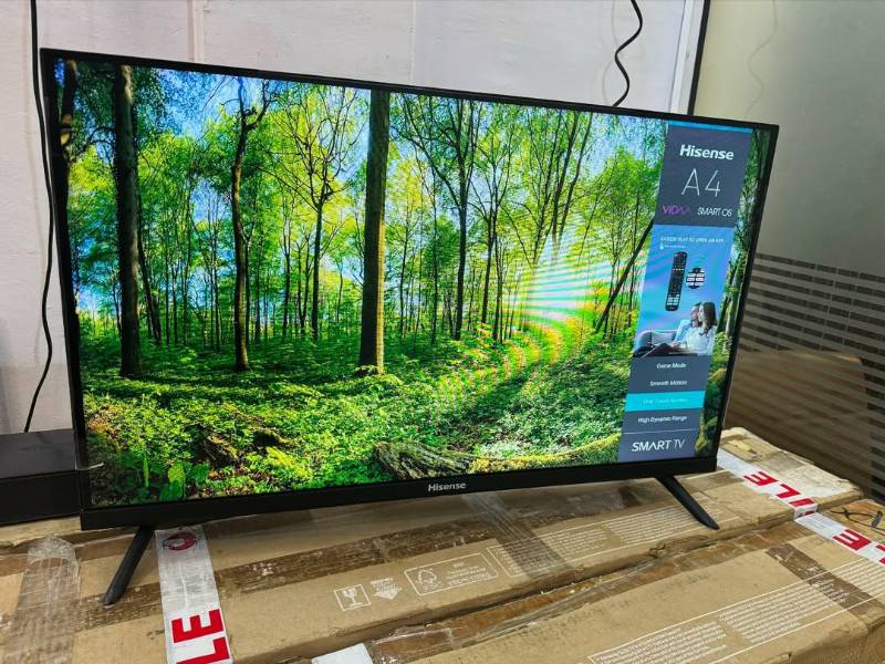 HISENSE  TV  POUSE 32 SMART