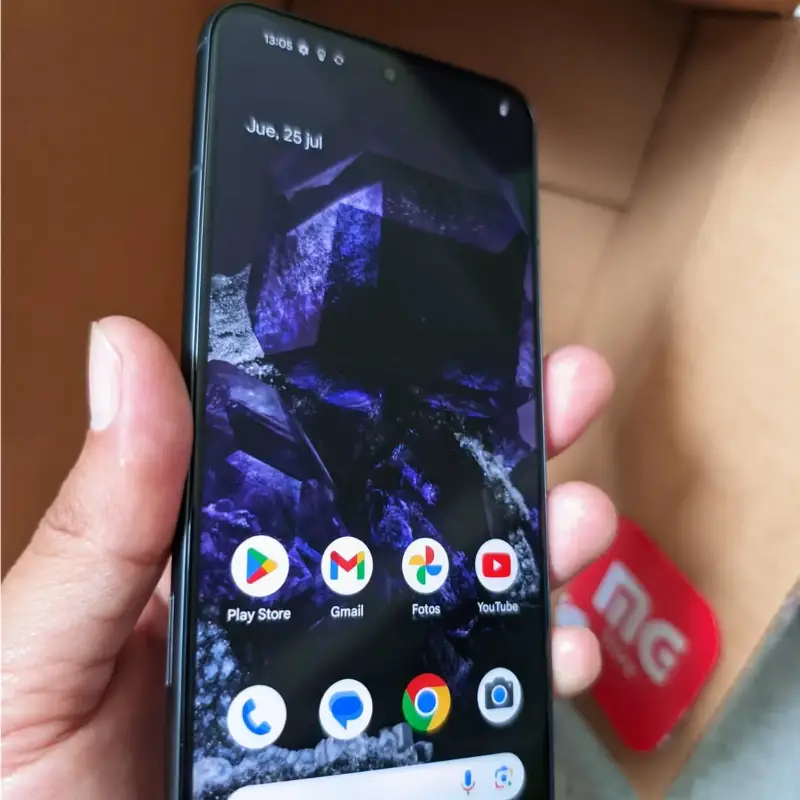PIXEL 8 series